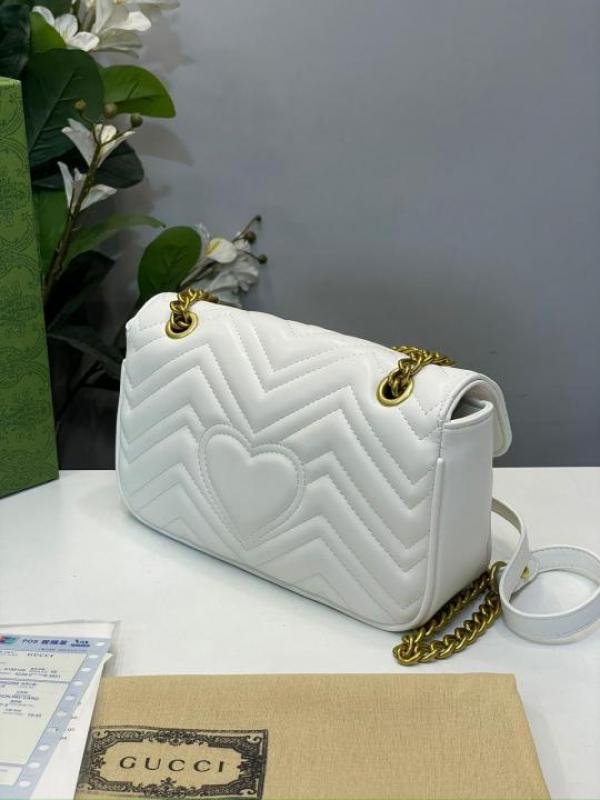 Gucci Marmont white with og box(7726 white)