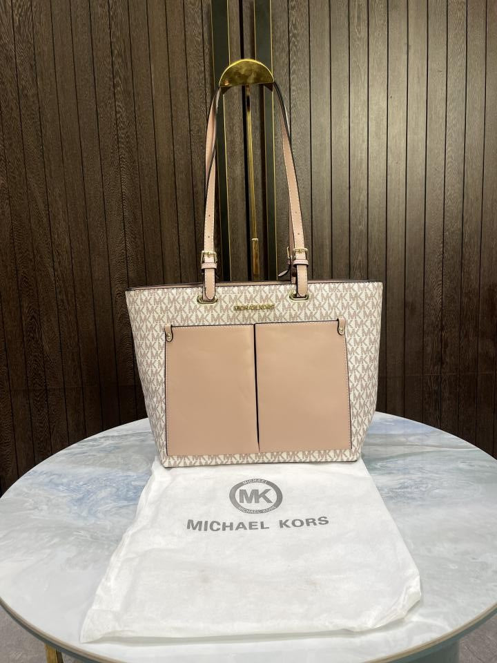Michael kors Jet Set Medium Logo leather Pocket Tote Bag 271
