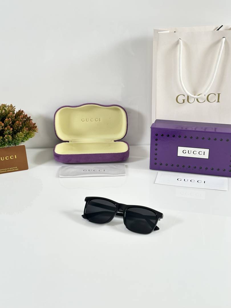 Gucci 0381 Shine Black