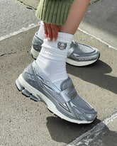 New Balance 1906L metallic silver 235