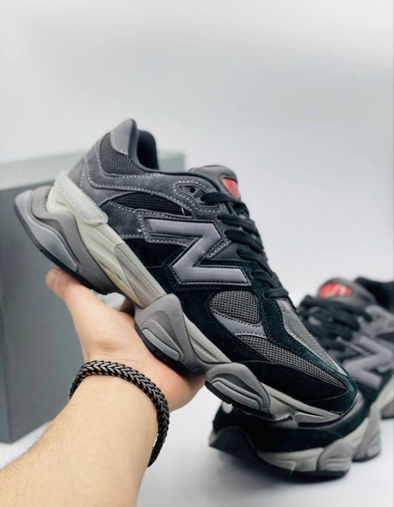 9060 black castlerock