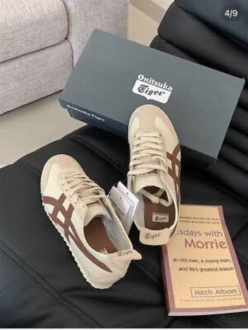 Onitsuka Tiger Mexico 66 Beige Suede Brown new with box