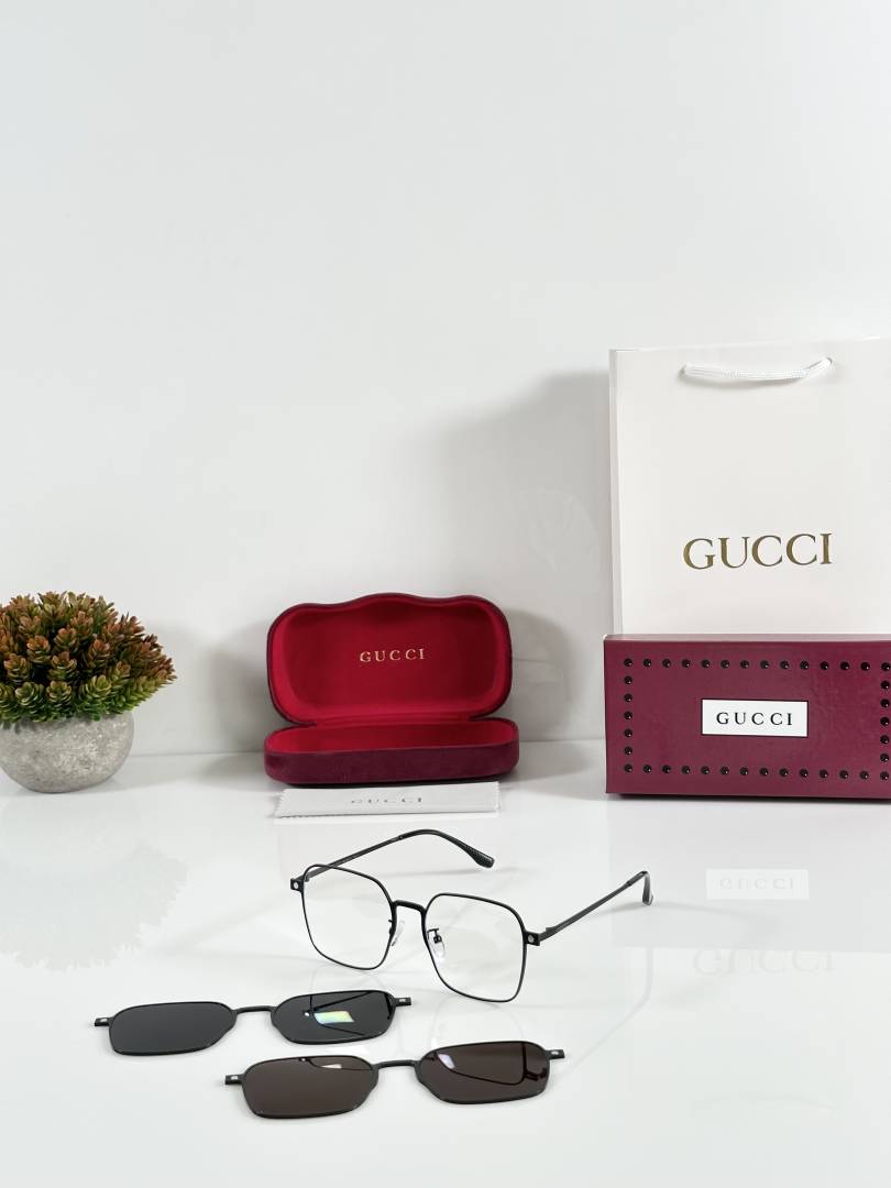 Gucci 1016 Attachment Black White Black Brown