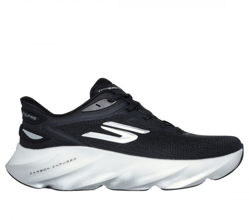 Skecherrs aero burst black