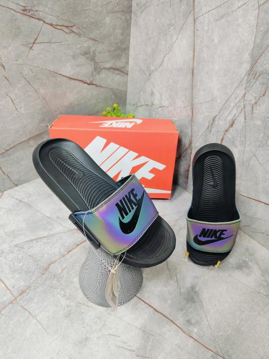 NIK E REFLECTION BLACK LOGO 1024