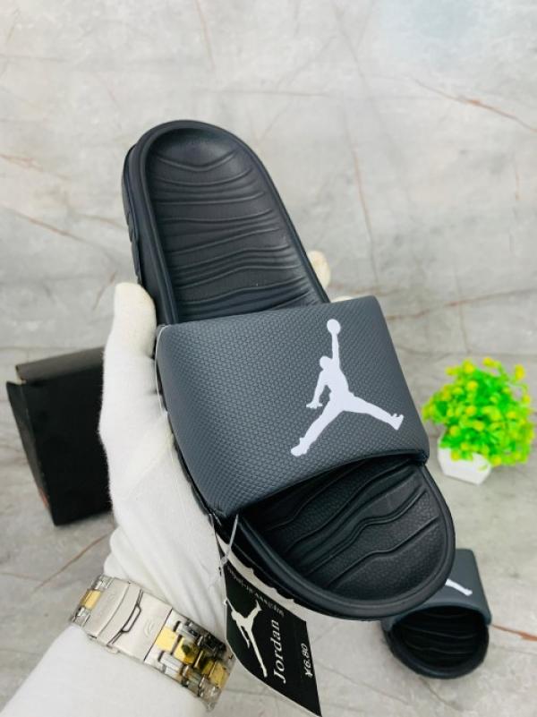 JORDAN BREAK GREY WHITE 1039