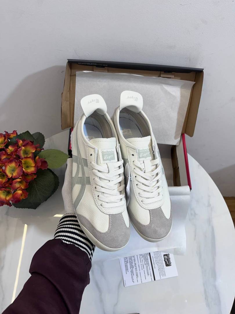 Onitsuka tiger white light sage (290