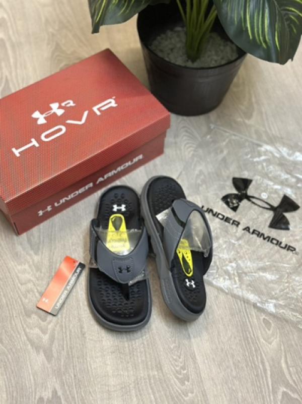 108 Underarmour Ignite Pro 7 Soft Cusion Grey Black Thong Flipflop
