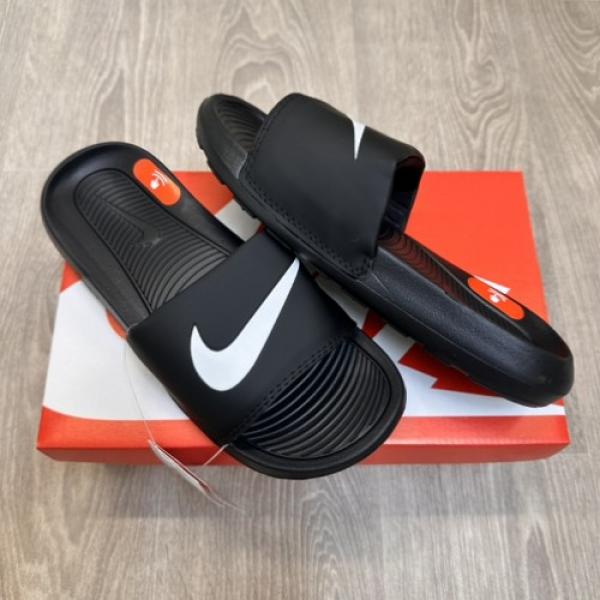 142 Nike Victori One Logo Black White Flipflop