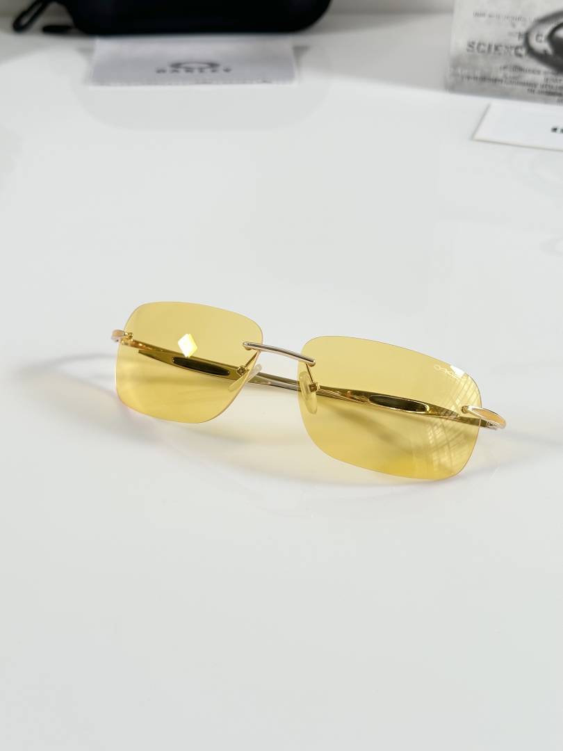 Oakley 0221 Gold Yellow