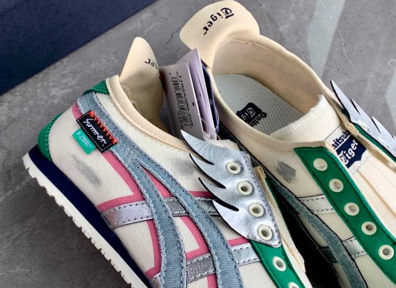 Onitsuka Tiger X Panda Prank Mexico 66 Slipon Cream Green