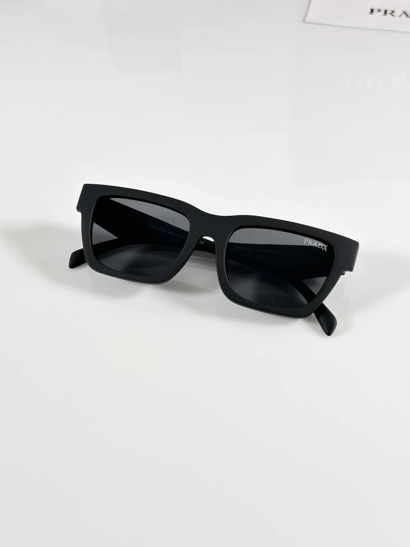 Prada 06 Black