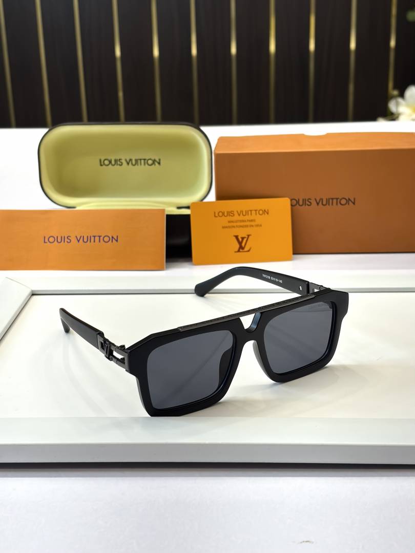 Louis vuitton YH121 black