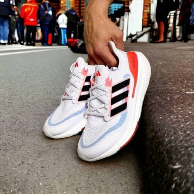 ADI.DAS ULTRABOOST 23 WHITE ORANGE