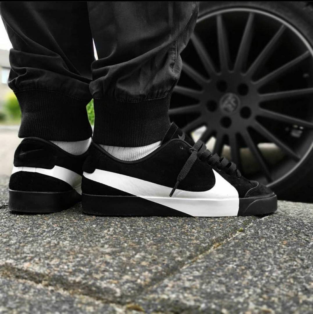 Nik.e Blazer City Low LX Black White