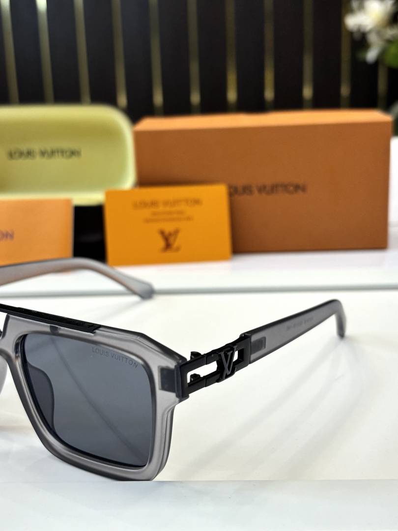 Louis vuitton YH121 GRY