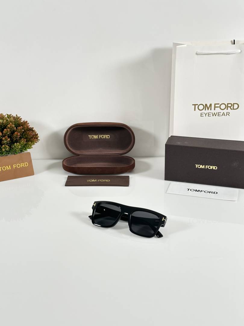 Tomford 1150 Black