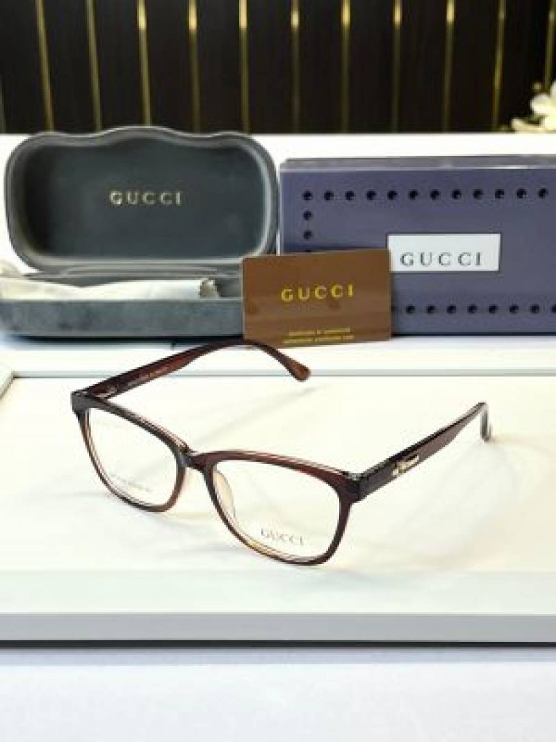 Gucci 19150 frame