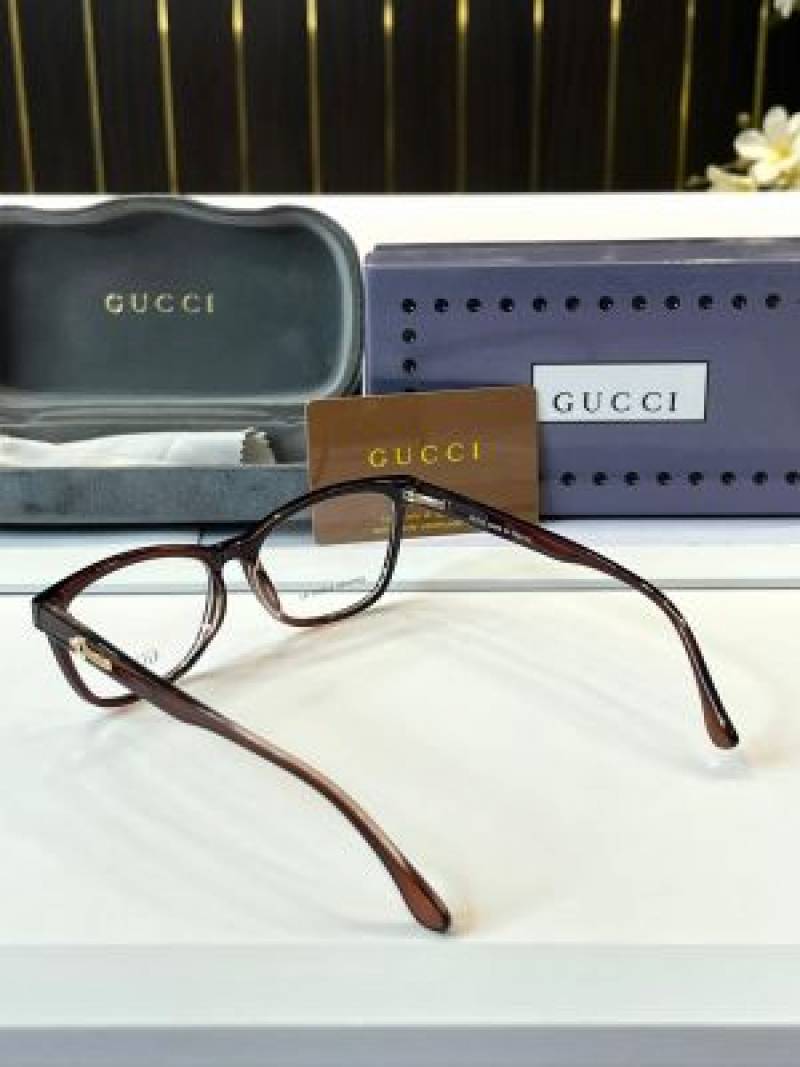 Gucci 19150 frame