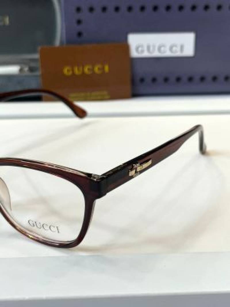 Gucci 19150 frame
