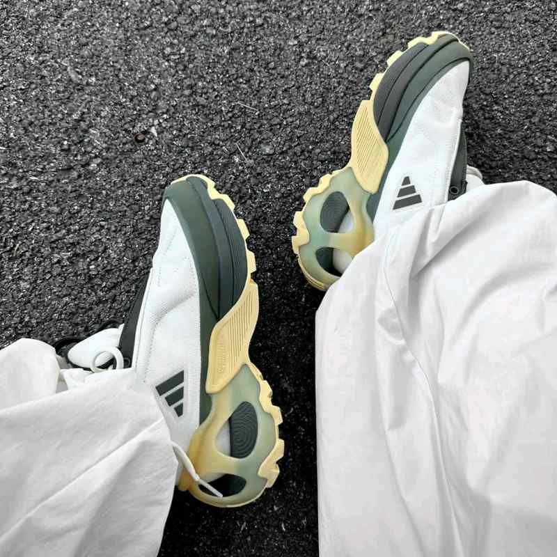 adidass Wonder Runner Yellow Green 233