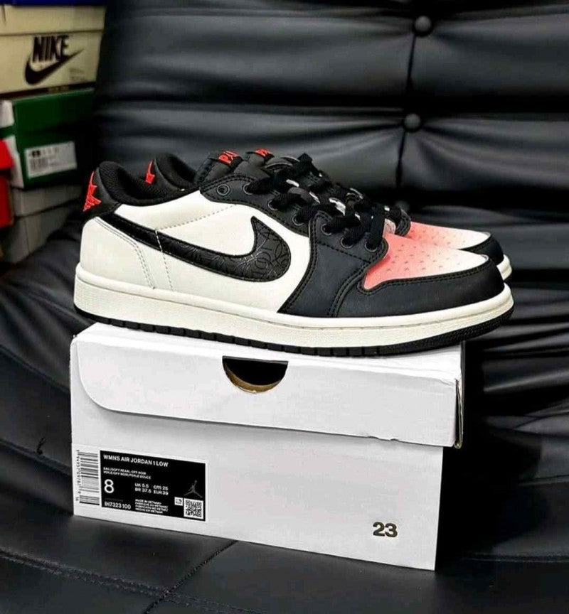 Air Jordan 1 Retro Low OG PSG Paris Saint Germain