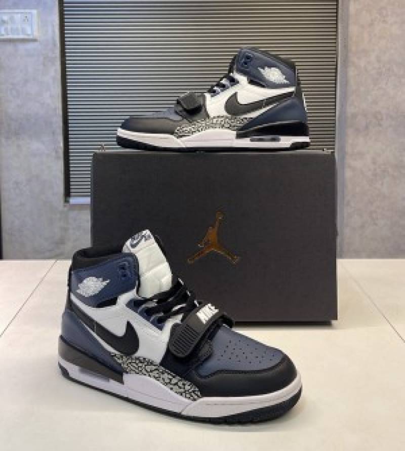 Nike jordan legacy 312