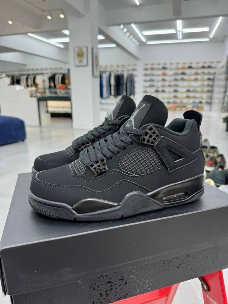 Nik.e Air Jordan 4 Black Cat Semi UA