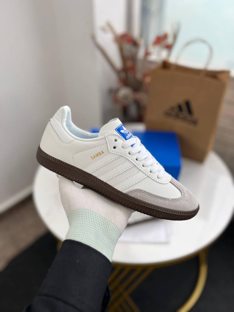 Adida ss Samba cloud White As2
