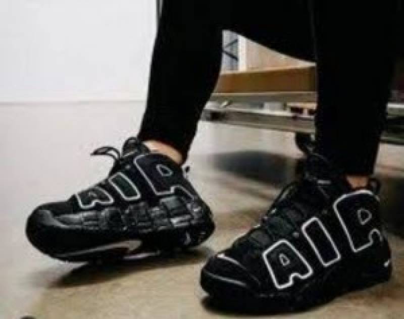 Nike Air More Uptempo Black