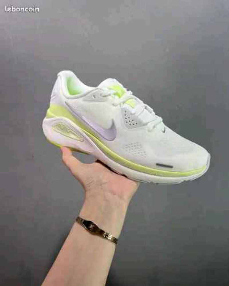 Nike Structure 26 White Barely Volt 790