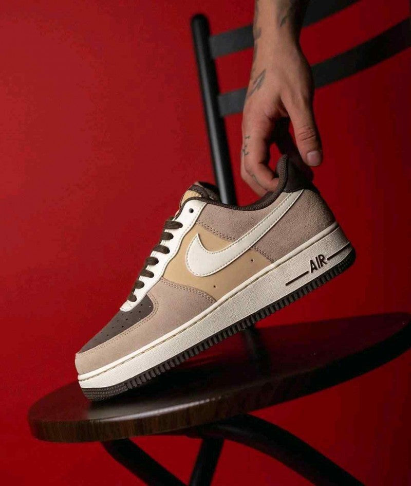 Nik.e AirForce 1 07 LV8 Hemp Coconut Milk