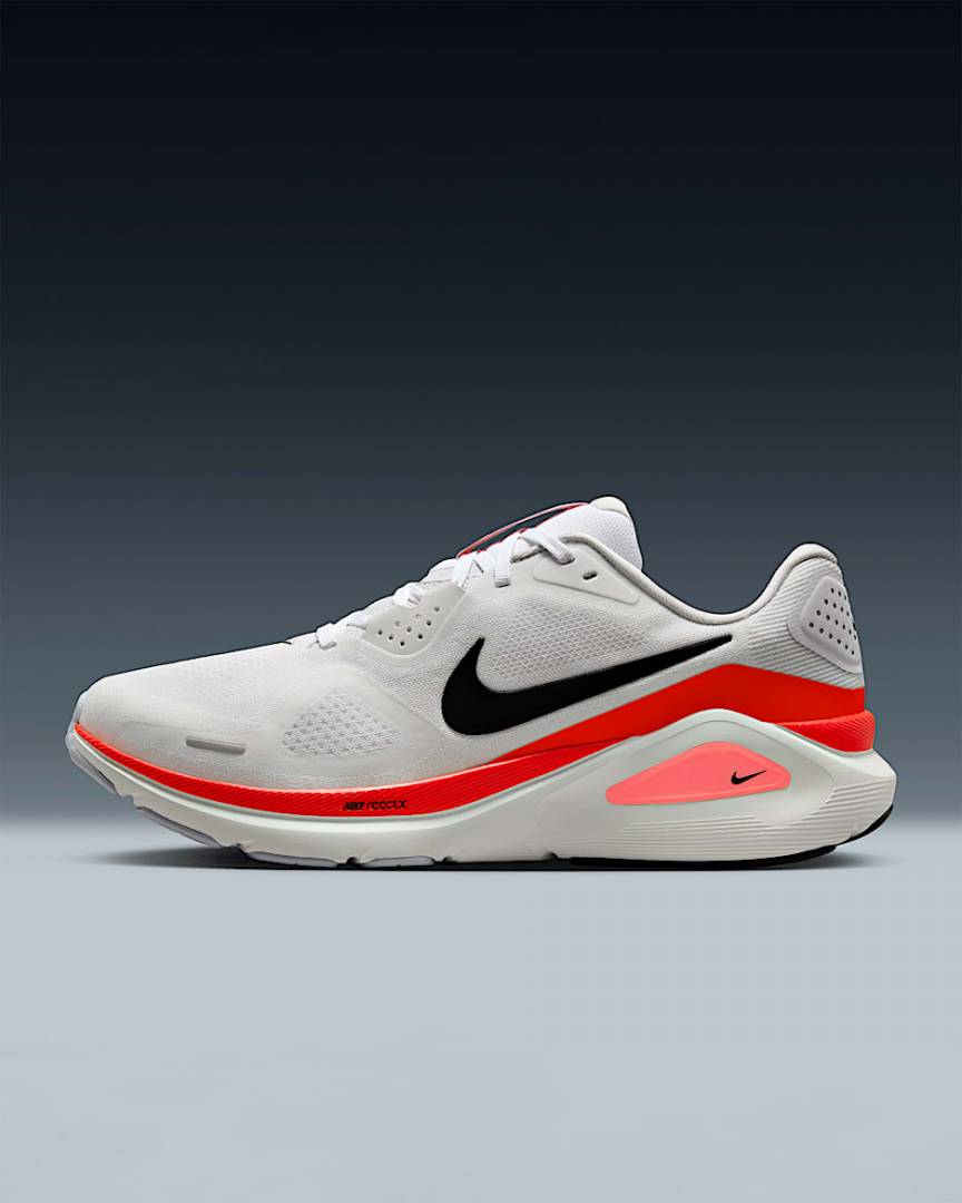 ....Nik.e Structure 26 White Red
