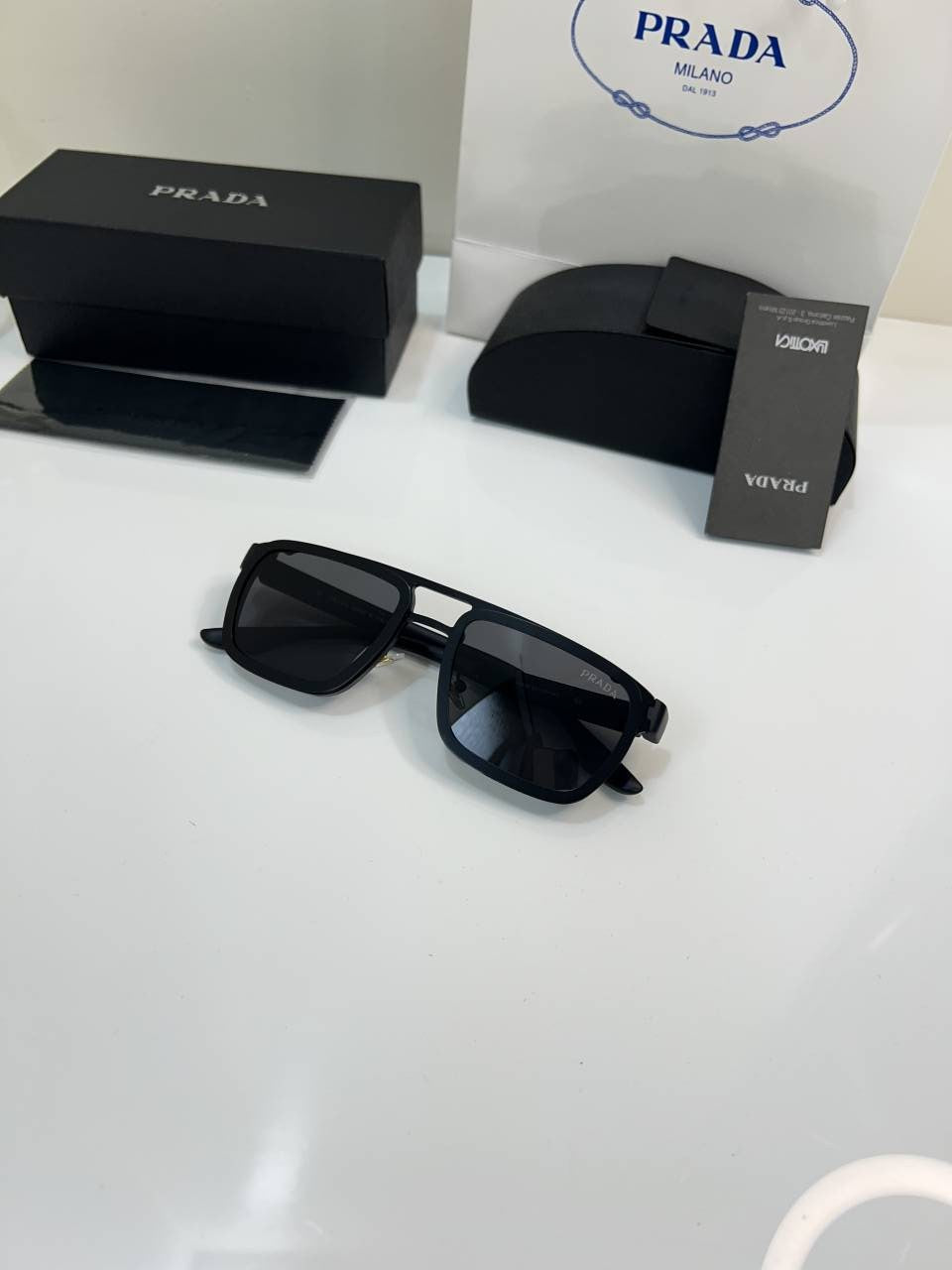 Pradda 685 black