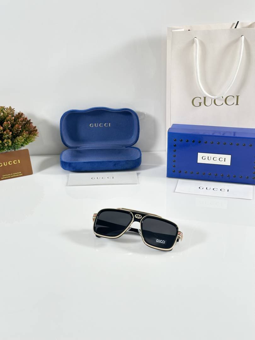 Gucci 1295 Gold Black