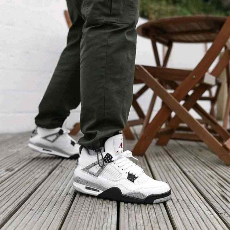 Air Jorda.n Retro 4 White Cement