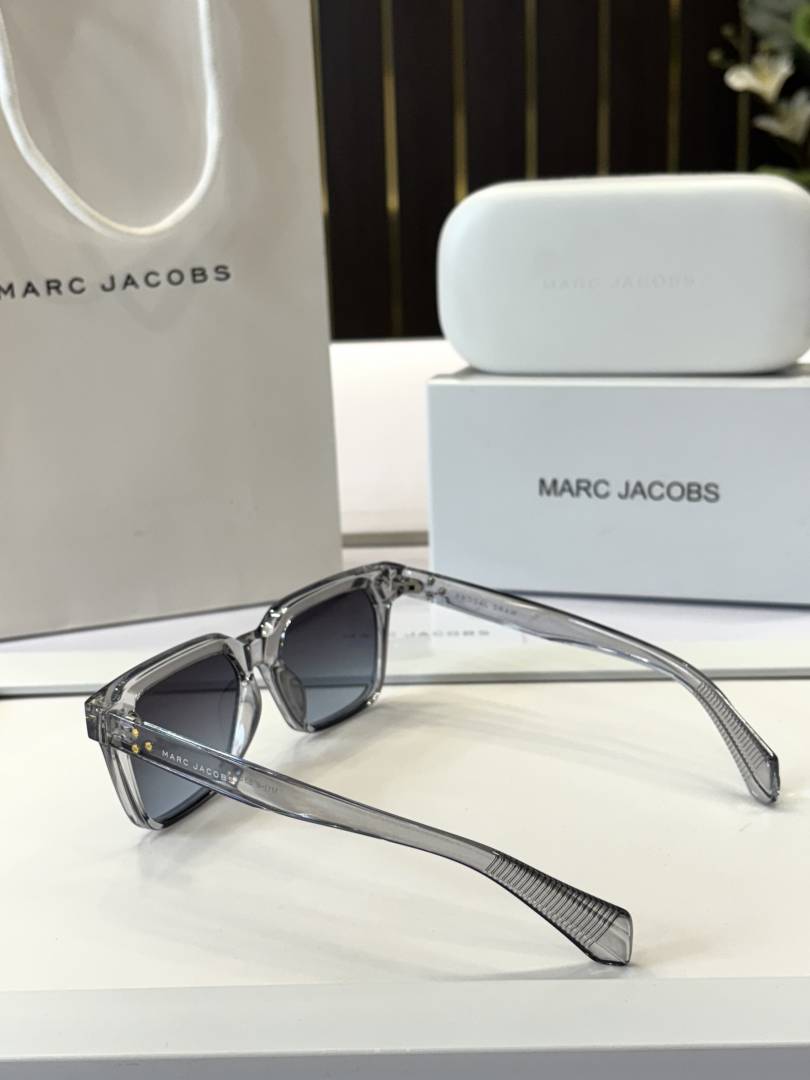 Marc jacobs M11-6