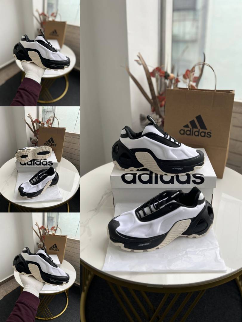 Adida ss wonder runner white black