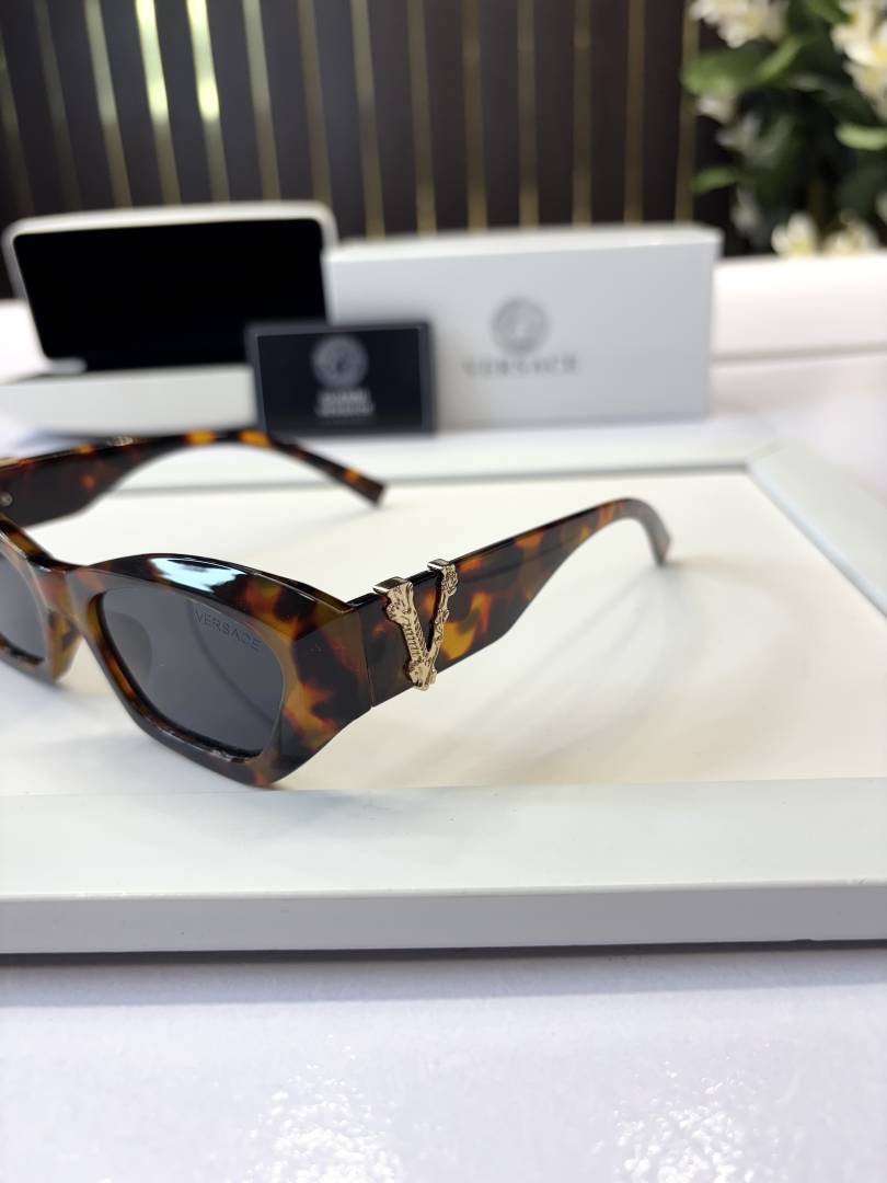 Versace 601