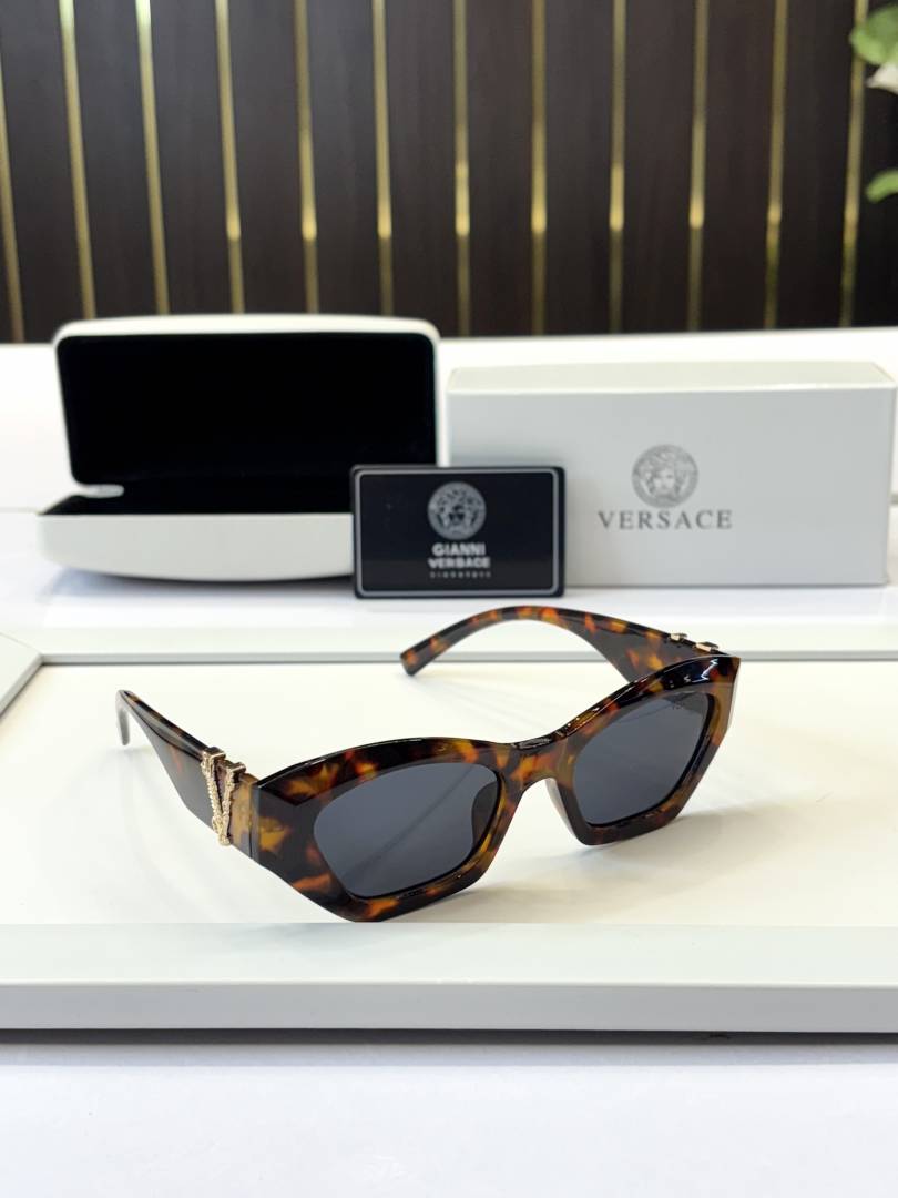 Versace 601