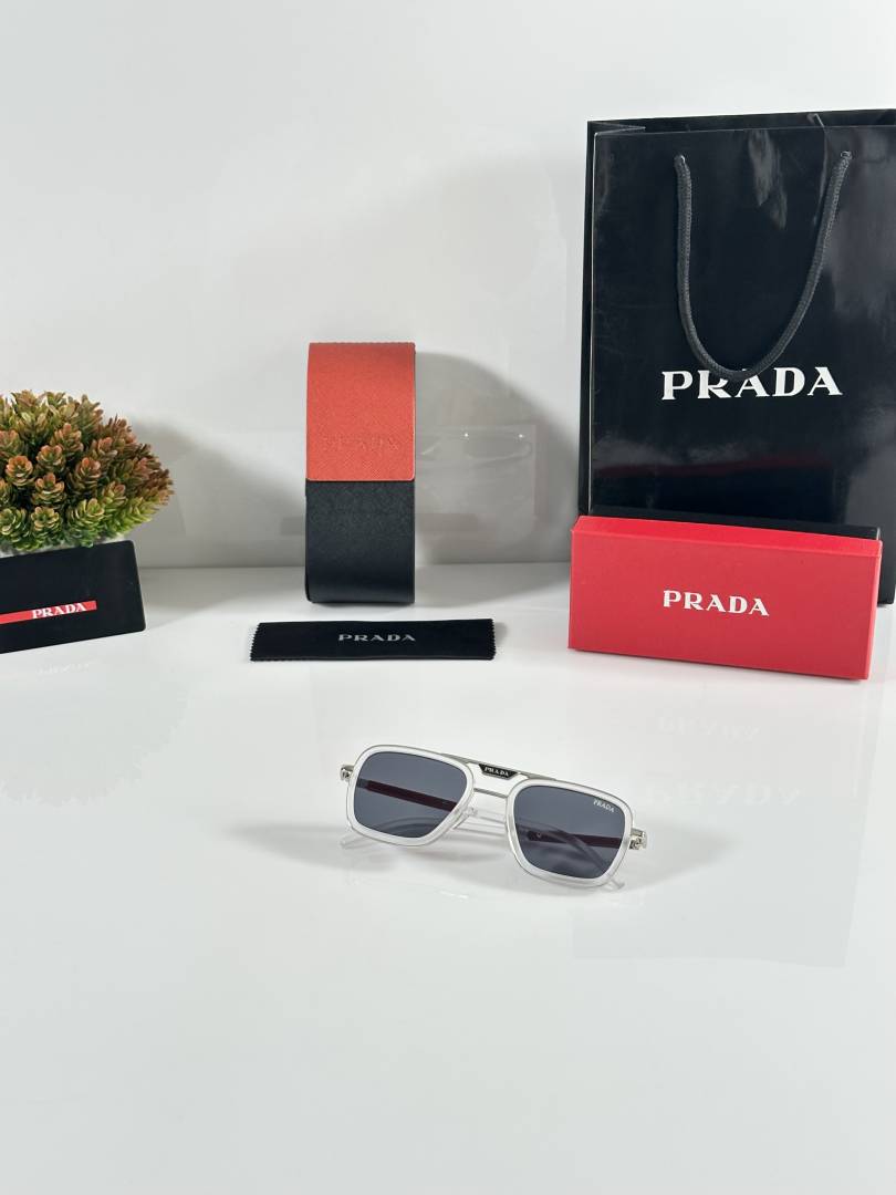 Prada 8805 Ice Black