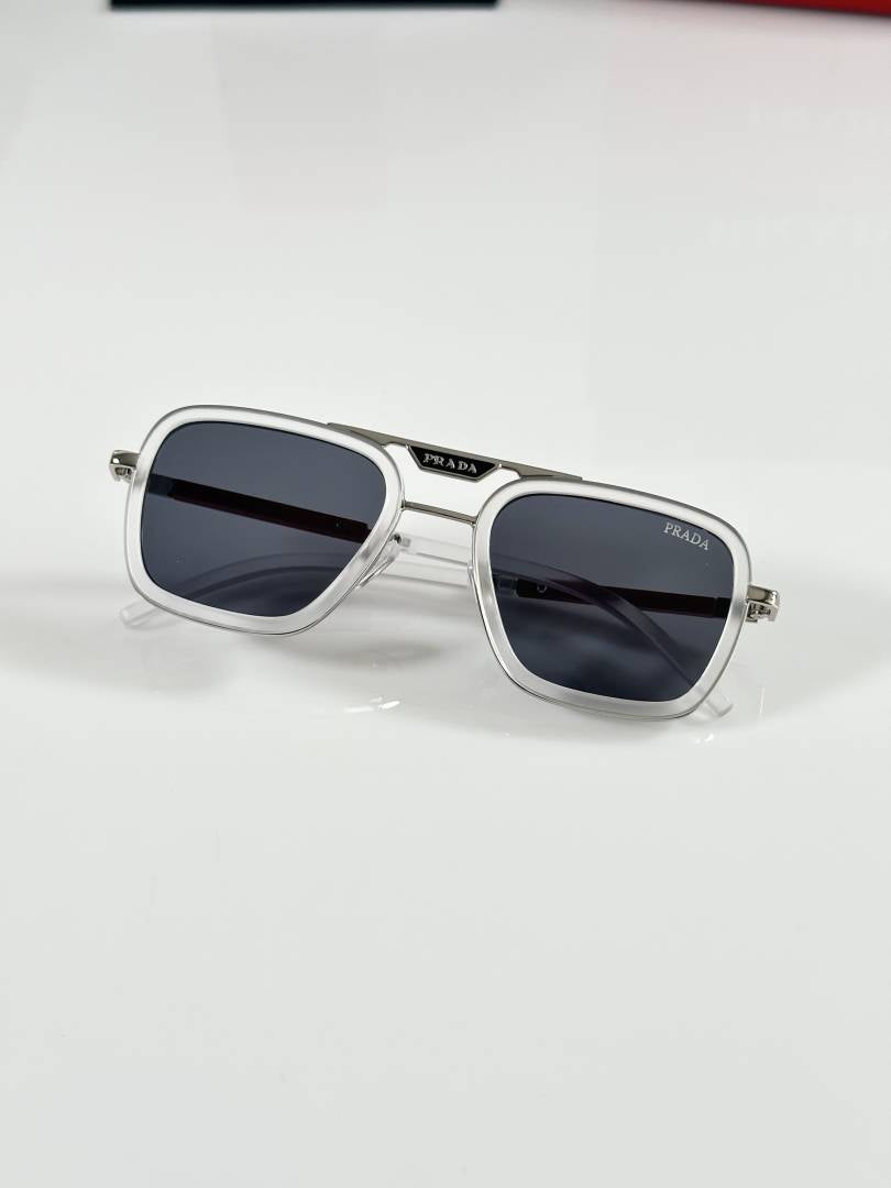 Prada 8805 Ice Black