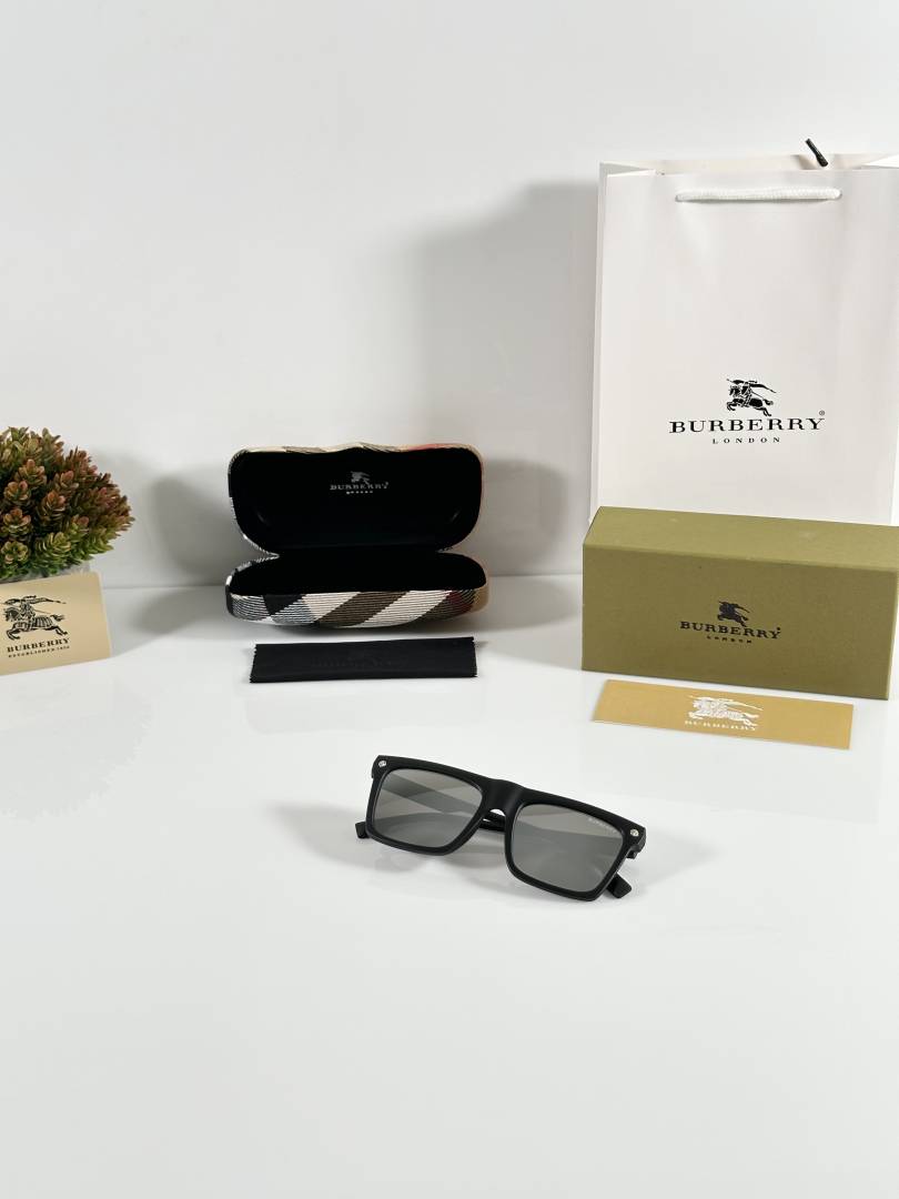 Burberry 8769 Black Silver Mercury