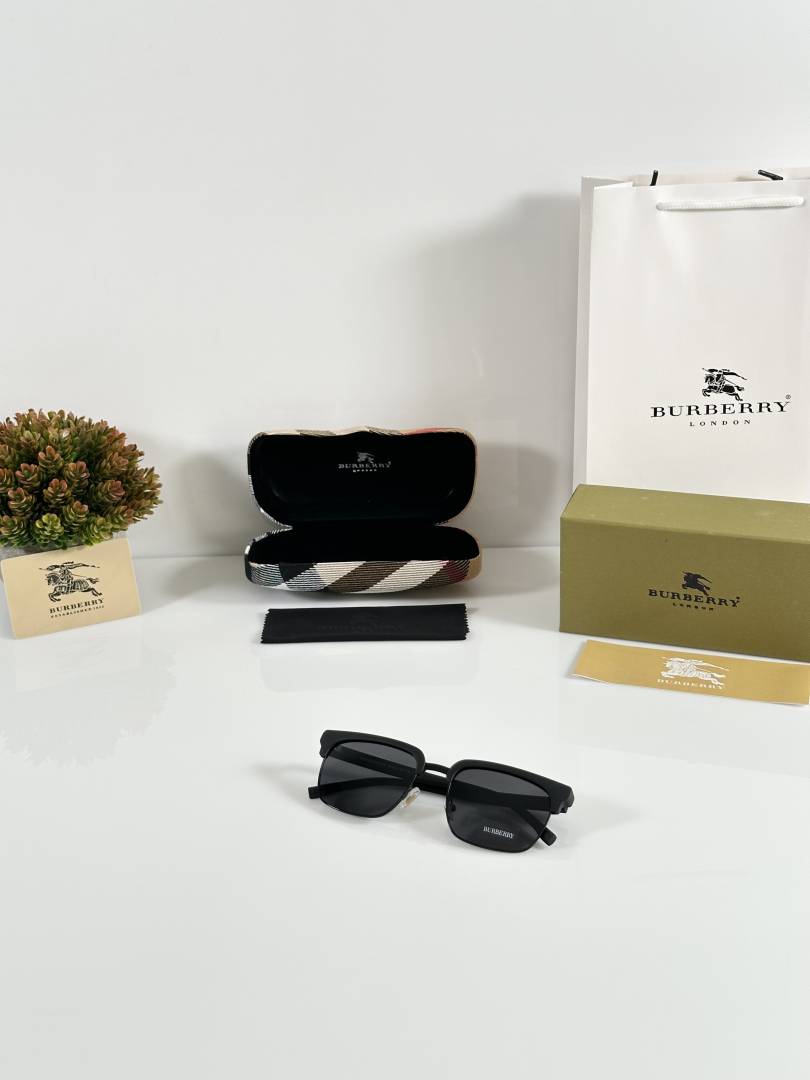 Burberry 2821 Black