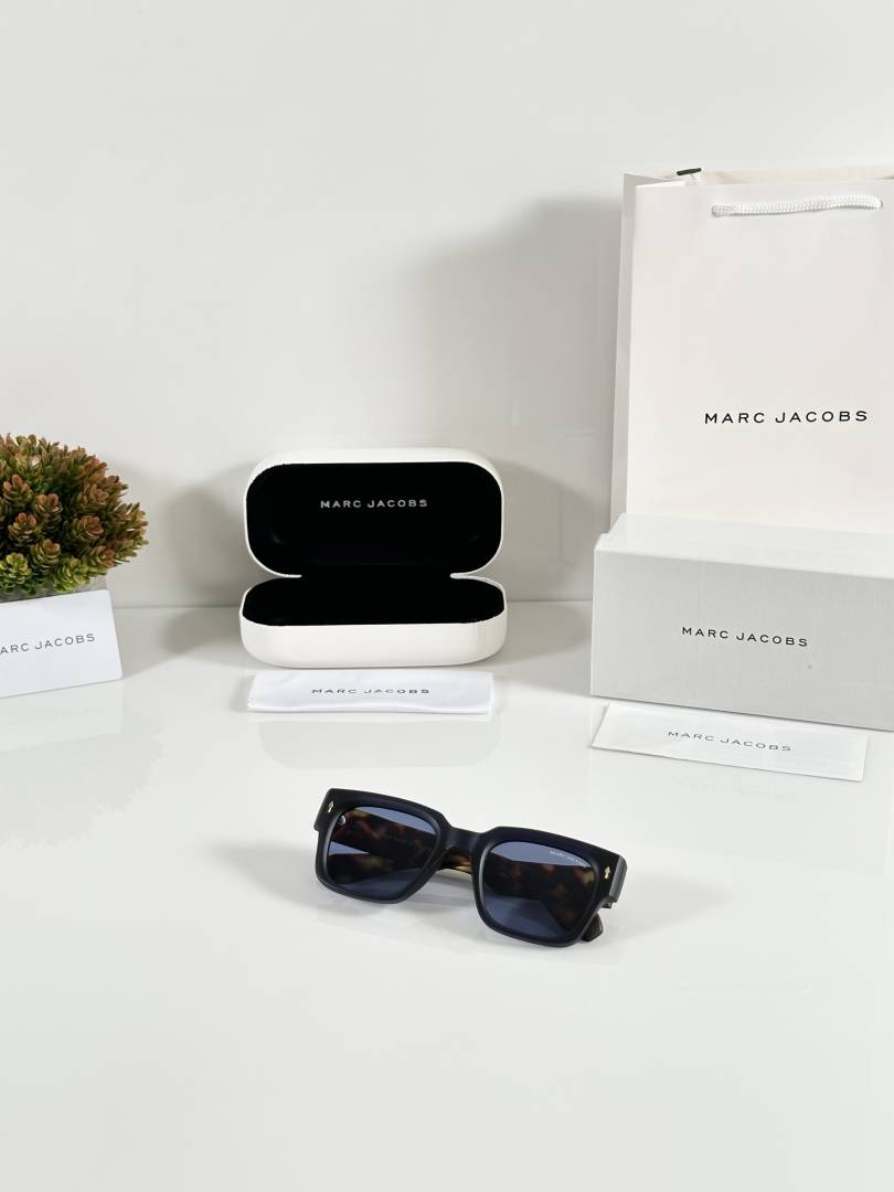 Marc Jacobs 1126 Tiger Blue