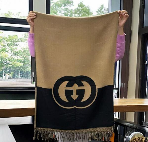 Gucci GG17 Woollen Unisex Scarf With Plain ZipLock Bag