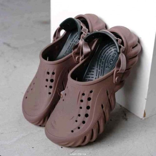 CROCCS ECHO BROWN