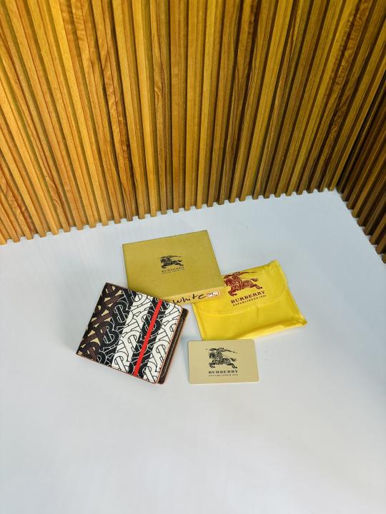 113 BURBERR Y PREMIUM QUALITY WALLET