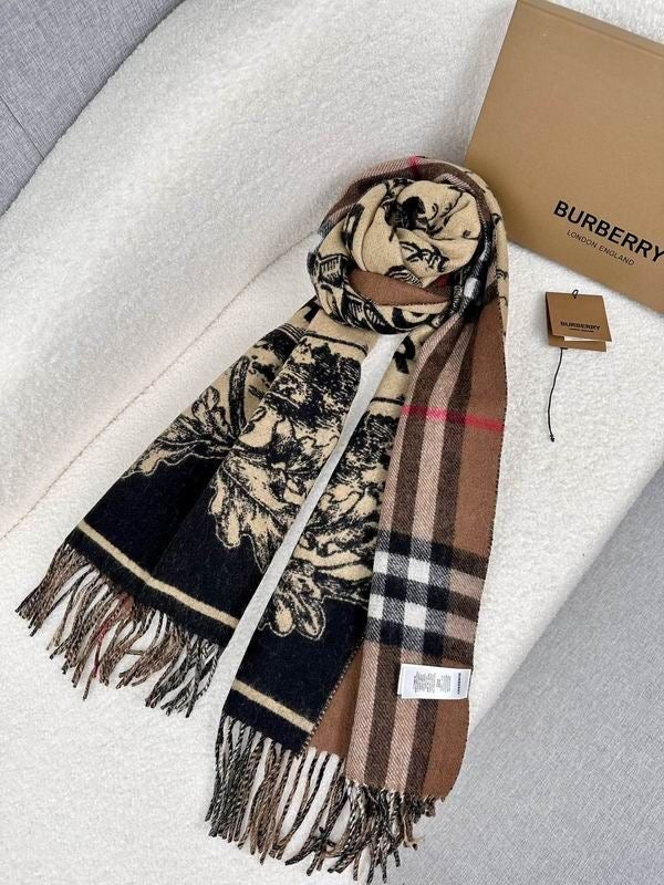 Burberry BB18 Woollen Scarf With Plain Ziplock Bag
