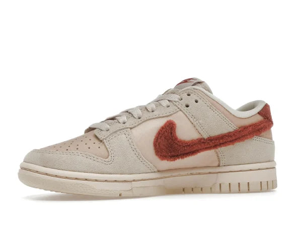 DNK LOW TERRY SWOOSH
